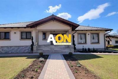 Casa 4 camere finisaje de lux 950 mp teren Com. Ciugud