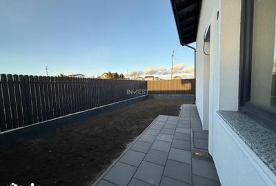 Casă cu 3 camere cu Canalizare în Valea Lupului - 1