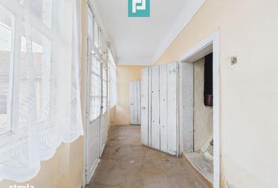 Casă cu 3 camere cu Teren 2800 Mp în Central - 14