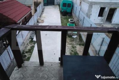 Casă cu 3 camere cu Teren 400 Mp în Central