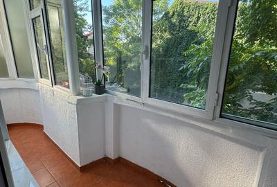 Brancoveanu , 3 camere , centrala termica proprie si loc de parcare - 9