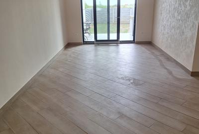 Mosnita Noua-Kaufland-1/2 duplex pe parter ,3 camere, la asfalt - 4
