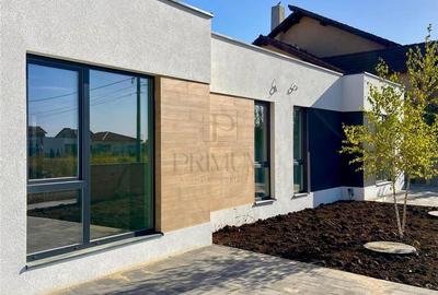 Duplex cu 4 camere cu Canalizare în Moșnița Nouă - 2