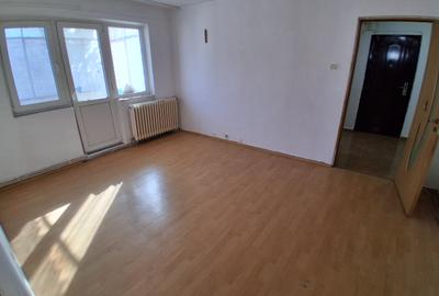 Apartament cu 2 camere semidecomandat, mobilat în Păcurari - 3