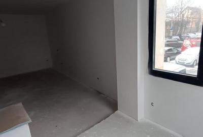 Garsoniera luminoasa cu vedere spre Tampa - 4