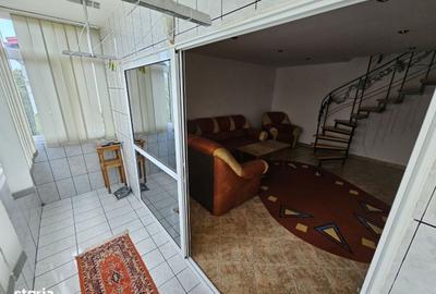 Apartament cu 3 camere în Central - 2