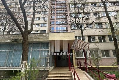 Garsonieră decomandată în Dristor - 11