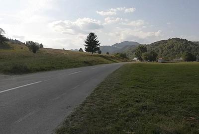 Teren de 4880 mp, în Plaiul Foii - 8