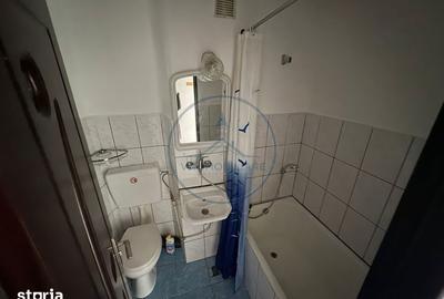 Apartament cu 2 camere semidecomandat, mobilat în Decebal - 8