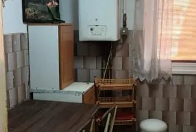 Apartament cu 3 camere semidecomandat în Central - 9