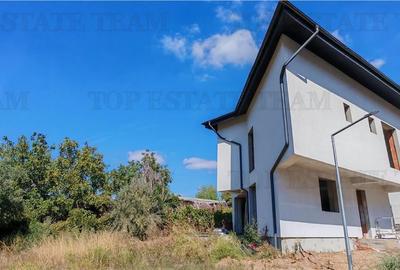 Vila individuala, in complex rezidential modern, cu 5 camere si mansarda de 70mp Vila individuala, in complex rezidential modern, cu 5 camere si mansarda de 70mp - 2