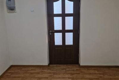 Casă cu 4 camere cu Teren 1500 Mp în Funcționarilor - 6