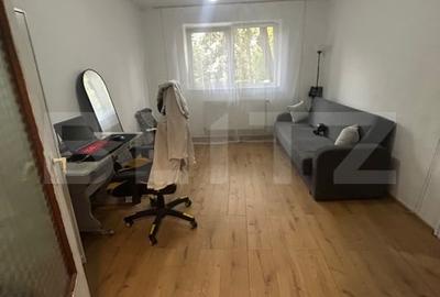 Garsonieră decomandată, mobilată în Bartolomeu