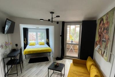 Inchiriez apartament 2 camere 11 iunie Pia?a Unirii