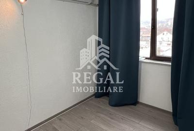 Garsonieră decomandată în Central - 2