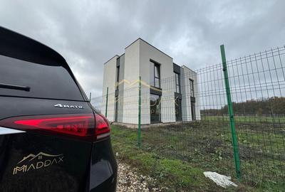 Casă individuală cu 5 camere cu Canalizare în Balotești - 42