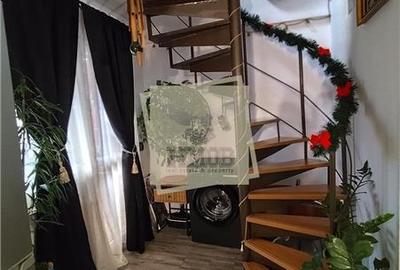 Apartament 52 mp pe 2 niveluri in  Vasile Aaron - 14