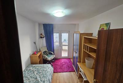 Apartament cu 3 camere semidecomandat, mobilat în Dristor - 11