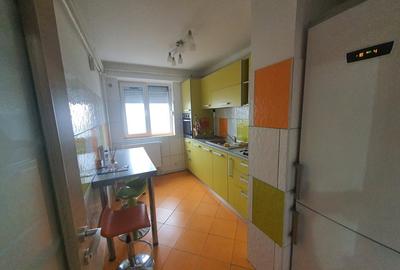 Apartament cu 3 camere, decomandat, zona Tomis III centrala pe gaz Apartament cu 3 camere, decomandat, zona Tomis III centrala pe gaz - 6