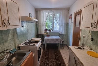 Apartament 4 camere decomandat Metrou Constantin Brancoveanu - 2