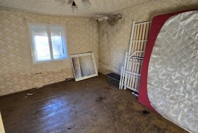 Casă individuală cu 3 camere cu Canalizare în Fratelia - 8