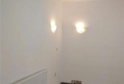 Apartament cu 3 camere decomandat în Central - 7