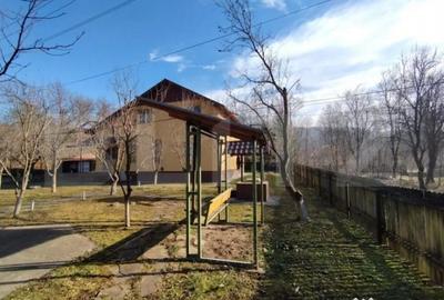 Casă cu 4 camere cu Teren 1300 Mp în Central - 9