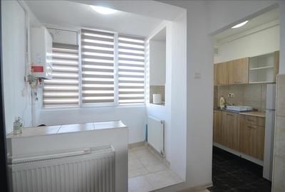 Exclusiv inchiriere garsoniera ,13 Decembrie, etaj intermediar - 12