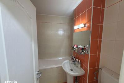 Apartament cu 4 camere decomandat în Periferie - 9