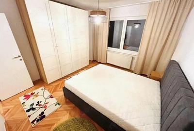 Apartament Zona Centrala Etaj Intermediat 64 mp Renovat prima Inchiriere