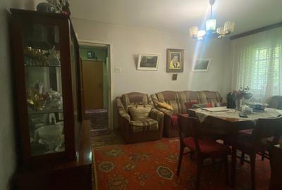 Apartament cu trei camere si boxa! - 3