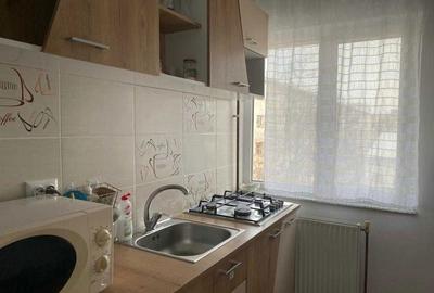 Apartament cu 2 camere decomandat în Central - 2