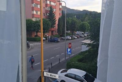 Apartament cu 2 camere decomandat în Astra - 6