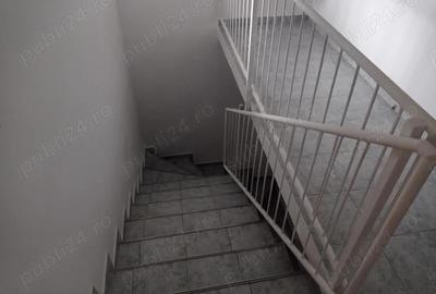 Pers fizica inchiriez casa 5 camere in Balcescu - 11