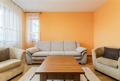 Apartament cu 3 camere decomandat, mobilat în Tractorul - 27