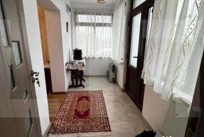 Casă cu 2 camere cu Teren 2930 Mp în Central - 3