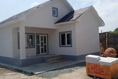 Casa in Lumina, cu patru camere, 80000