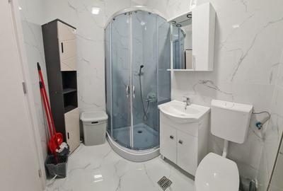 Garsonieră în Roșu