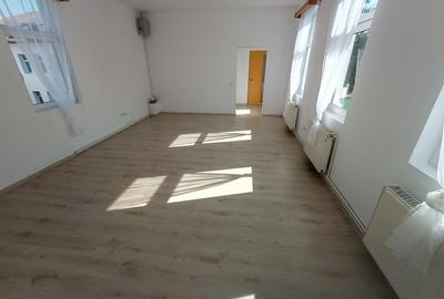 Spațiu comercial, de 40 mp, în Mediaș - 1