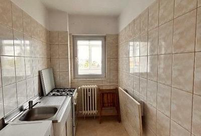 Piata Romana Calea Dorobantilor langa Facultatea ASE,aproape de metrou Piata Romana Calea Dorobantilor langa Facultatea ASE,aproape de metrou - 5