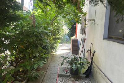 Casă cu 5 camere cu Canalizare în Băneasa