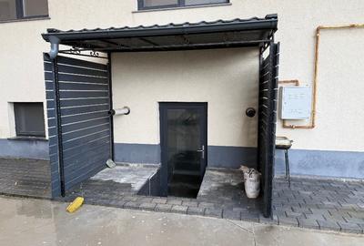 Apartament cu 5 camere în Central - 1