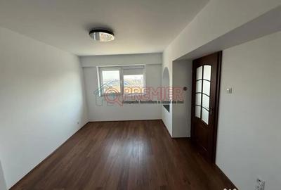 Apartament cu 3 camere semidecomandat în Tineretului - 10