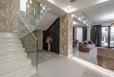 Casă individuală cu 6 camere cu Canalizare în Central - 8