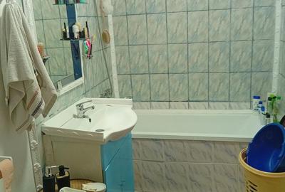 Apartament cu 3 camere decomandat în Exterior Vest - 2