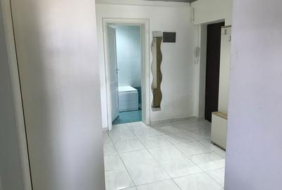 Apartament cu 3 camere decomandat în Roșu - 2