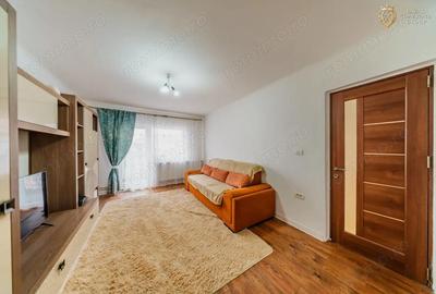 Apartament cu 3 camere decomandat, mobilat în Alfa - 18