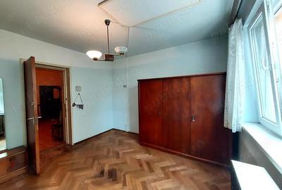 De vanzare apartament 3 camere, Deva 80 mp str. Titu Maiorescu, parter - 9