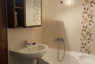 Apartament cu 4 camere decomandat în Malu Roșu - 6