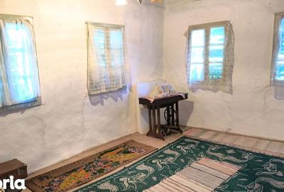 Casă cu 4 camere cu Teren 1300 Mp în Măgherani - 2